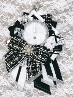 Item thumbnail for item f96b3082-bbfa-4b1b-9169-50d87f3b0a66