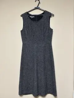LAURA ASHLEY ノースリーブひざ丈ワンピース