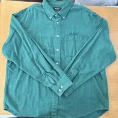 ボタンダウンシャツ