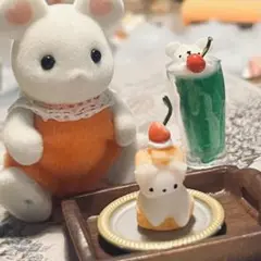 ハンドメイド ミニチュア クリームソーダと子犬のシュークリームのセット