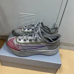 Nike グレー レッド ランニングシューズ 箱付き