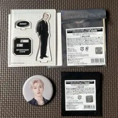SEVENTEEN CAFE 2023 ディノ アクリルスタンド 缶バッジ