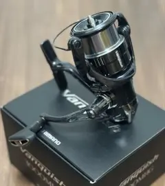 SHIMANO Vanquish 3000MHG スピニングリールのサムネイル