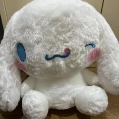 シナモンロールのぬいぐるみ