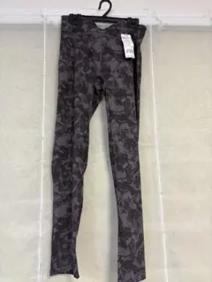 Item thumbnail for item 02652328-a8a8-4d0d-af93-77e39b33dfda