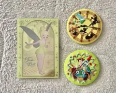 ディズニー　刺繍缶バッジ　ウエハースカード　ピーターパン　トイ・ストーリー