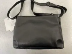 新品未使用◽️Sofia Valentinoショルダーバッグ　5層多機能ポケットのサムネイル