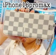 iPhone16ProMaxチェック柄手帳型ケース　ホワイト
