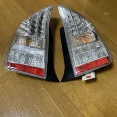 プリウス 30（前期型）テールランプ 左右セットのサムネイル