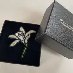 メゾンデペルル　ピンブローチ　Oui 小林モー子　未使用品 メゾンデペルル ピンブローチ Oui 小林モー子 未使用品 メゾン