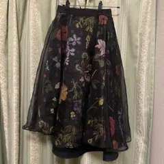 ユナイテッドトウキョウ ボタニカル柄スカート