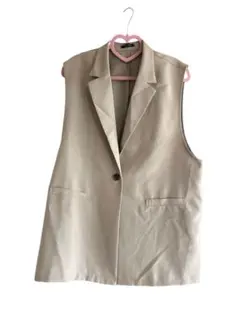 【最終値下げ❗️】ベージュ ノースリーブ ベスト