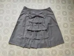 バッスルスカート　フリル　グレー　台形　ロリータ