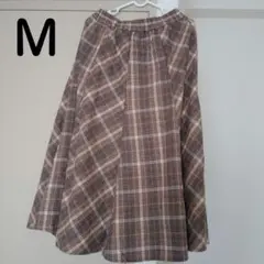 ロングフレアスカート　Ｍサイズ　ブラウンチェックカラー