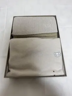 【2点セット】UNIQLO KAWS ラムクルーネックセーター ニットマフラー