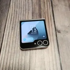 Galaxy Z Flip6 256GB シルバー 国内版 美品