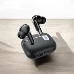 【定価3,999円】ワイヤレスイヤホン　Bluetooth5.4 36時間再生
