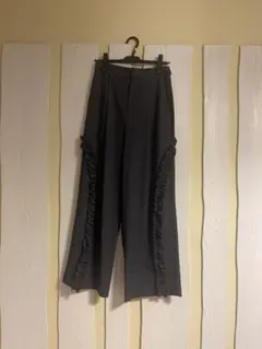 エイミーロウ　フリルパンツ　一度着用　美品