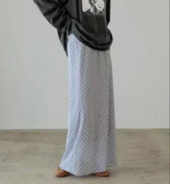 最終価格 新品LOWRYSFARM シアーチェックフレアスカート