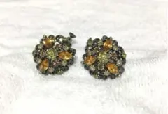 ヴィンテージ風フラワーモチーフイヤリング