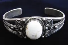 ★925シルバー・ハウライト・ブレスレット・インディアン・ジュエリー