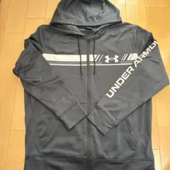 アンダーアーマー　ジップアップパーカー