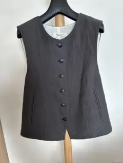 美品】BACCA ベスト ジレ グレー - メルカリ
