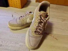 NIKE ナイキ　AIR FORCE 1 '07 LV8 スニーカー　26cmのサムネイル