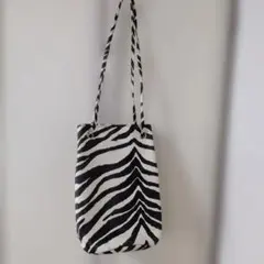 Item thumbnail for item 039ddfc8-4d15-4748-8dfc-2adaa378e013