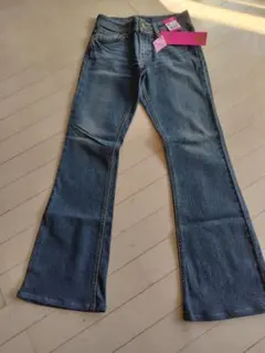 SEVENTEEN ブーツカットデニム 29サイズ