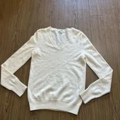 UNIQLO　ユニクロ　カシミヤセーターニット Vネック S オフホワイト