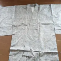 しつけ糸つき　グレーとピンクの小紋柄着物のサムネイル