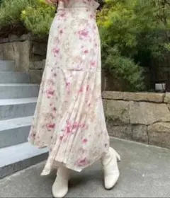花柄フレアロングスカート(F)新品　お値下げ！