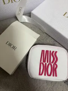 Miss Dior ポーチ ホワイト/ピンク　ノベルティ