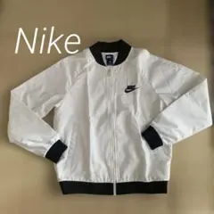 お値下げ‼️Nike ホワイト ジャケット Lサイズ