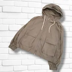 ​【今っぽシルエット】ZARA クロップド マウンテンパーカー カーキ S