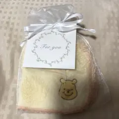 くまのプーさん　タオルハンカチ