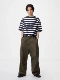 スーパーワイドカーゴパンツ　カーキ　Sサイズ