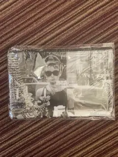 オードリー・ヘプバーン ポーチ