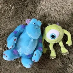 ディズニー モンスターズインク サリー マイク ぬいぐるみバッジ