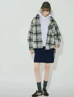 【新品タグ付き】coca リブニットミニスカートネイビーM