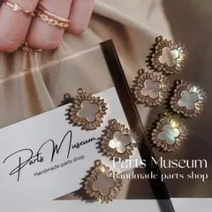 特別価格PartsMuseum高品質チャーム/ペンダントシェル四つ葉1個425円