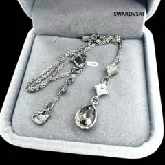 SWAROVSKIスワロフスキーラインストーン3連ネックレスシルバー