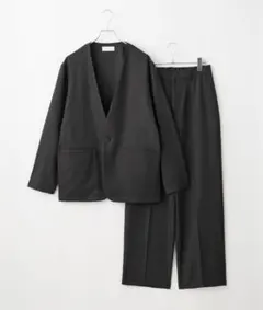 【新品】EASENCE パウダーツイルセットアップ ブラック L