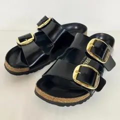 希少！ビルケンシュトック アリゾナ ゴールド ビッグバックル エナメルレザーのサムネイル