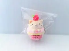 すみっコぐらし てのりぬいぐるみ ねこ カップケーキになりきり中♪ いちご