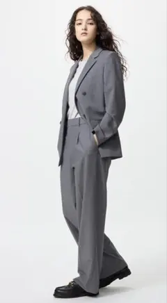 ユニクロ　タックワイドパンツ　グレー ワイドパンツ Sサイズ プリーツ入り