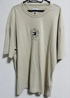 トミーヒルフィガー トミージーンズ Tシャツ M ロゴ刺繍 ベージュ
