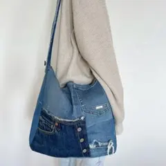 ハンドメイド　デニムリメイクバッグ　多収納