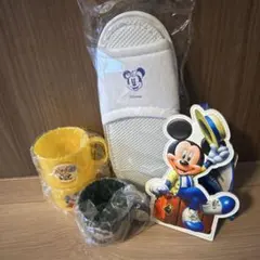 ミッキー マグカップ2個とスリッパセット